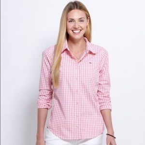 Vineyard Vines Women’s Button Down. Size 6.